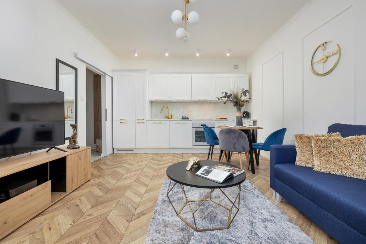 Beautiful One Bedroom Apartment Zamkowa By Rent Like Home Гданьск Экстерьер фото